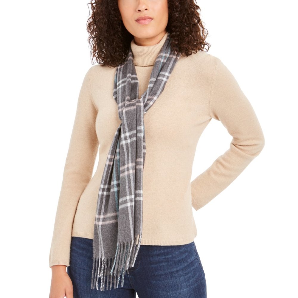 NWT Cejon Plaid Fringe Italian Soft Knit Scarf
